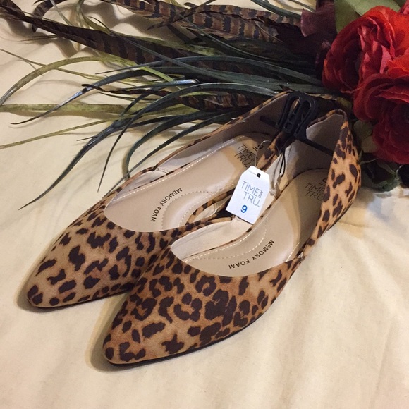 Time And Tru Women's Leopard Print Flats - Picture 1 of 8